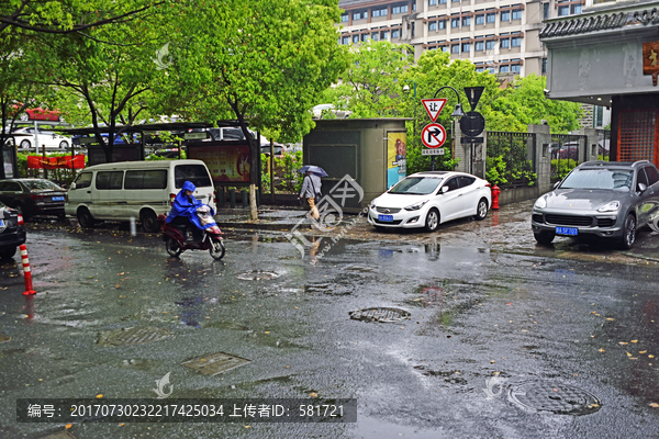 下雨天的杭州十五奎巷