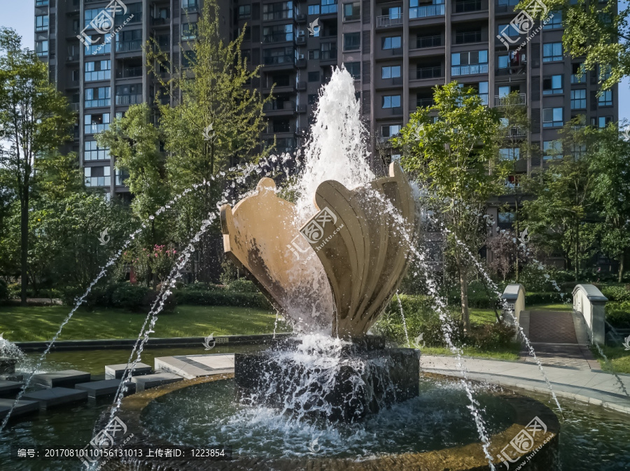 蚌壳珍珠造型雕塑喷泉