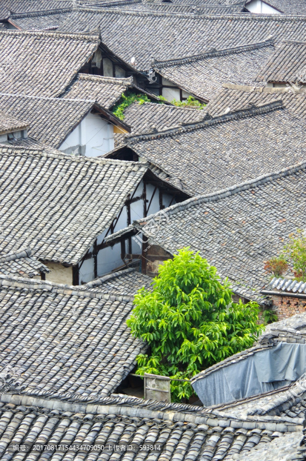 古镇瓦屋民居屋顶