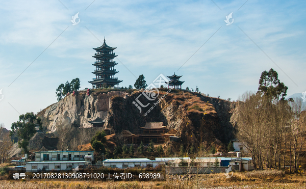 云南昆明滇池西山风景