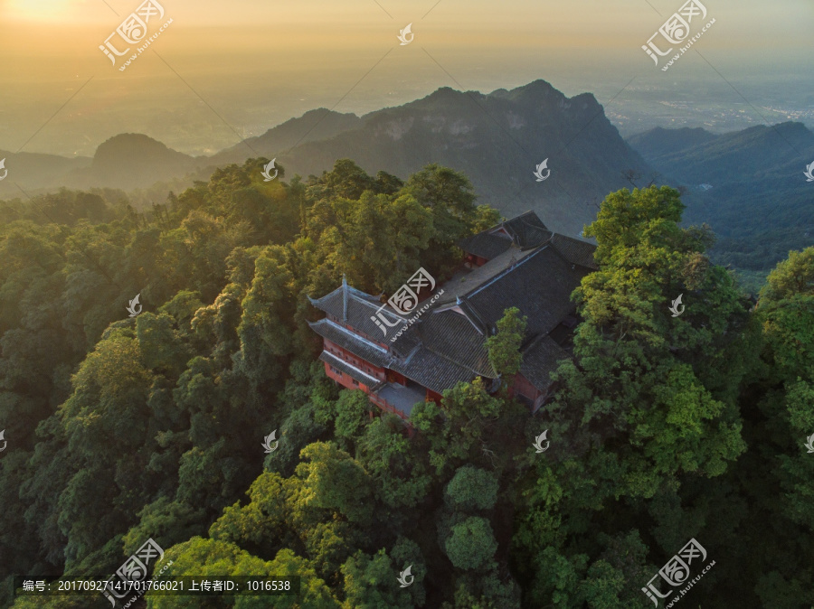 都江堰青城山晨曦