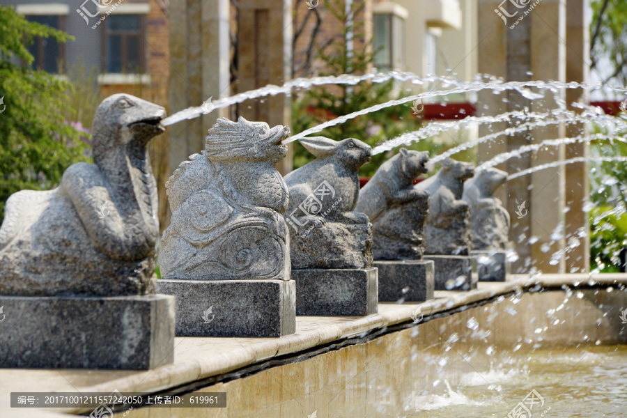 十二生肖石雕喷泉,生肖龙