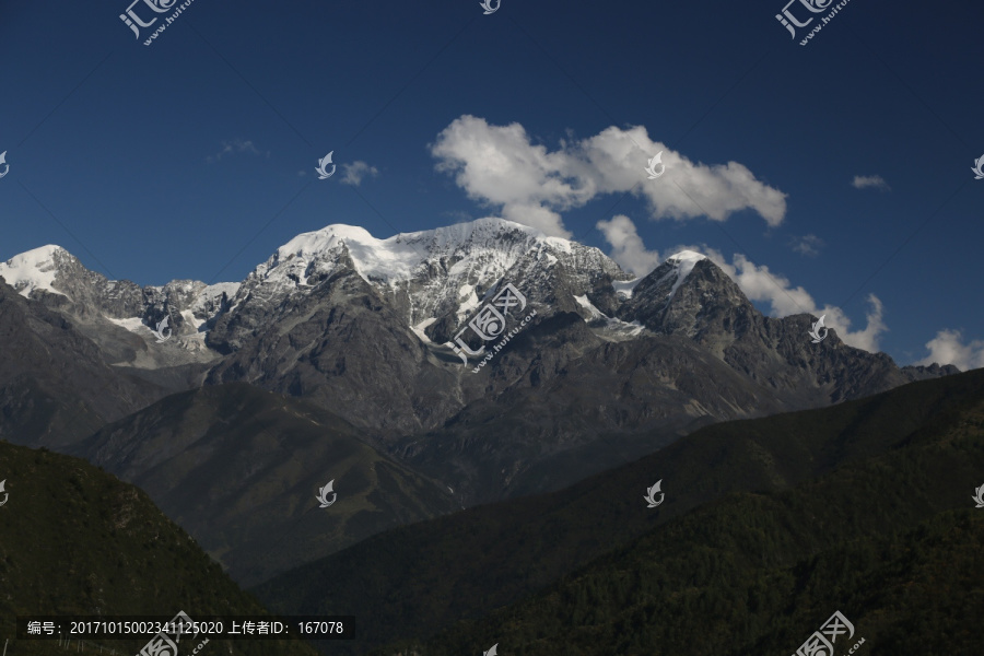 雅拉雪山