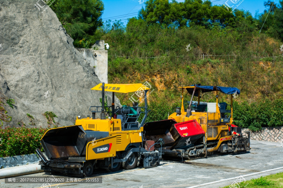 道路施工车辆