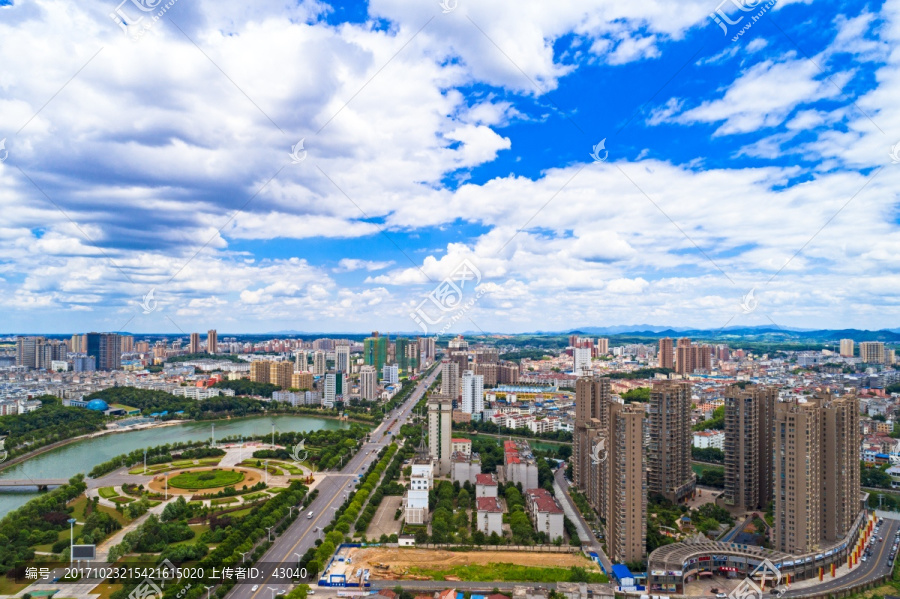 香城泉都