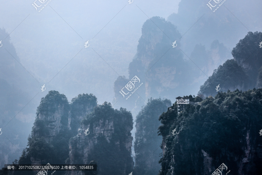 水墨意境,张家界,百龙天梯