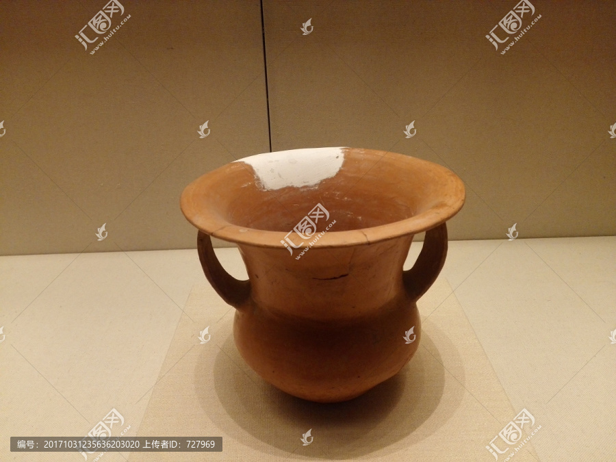 青海文物陶器陶碗陶罐手机摄影