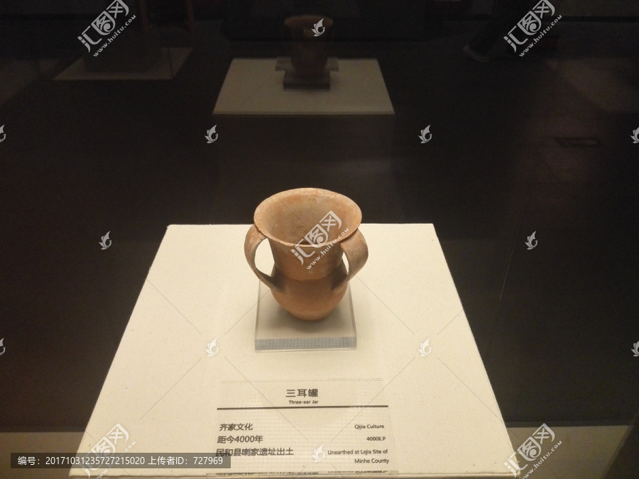 青海文物陶罐手机摄影