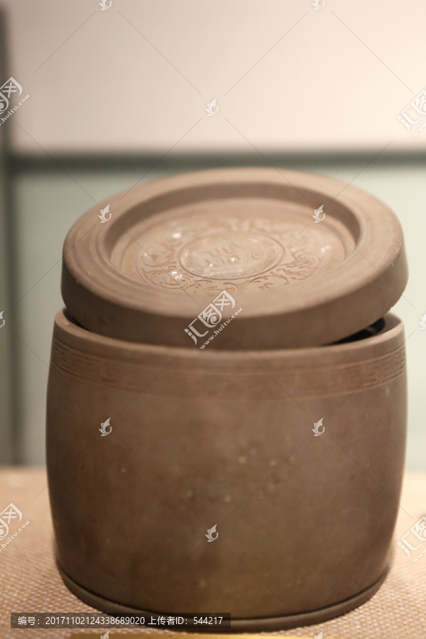 陶瓷蟋蟀盆