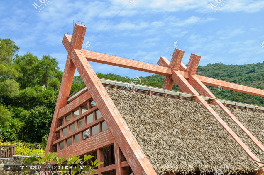 稻草屋顶