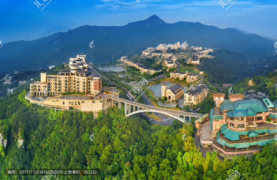 东部华侨城山顶别墅天麓莱茵庄园