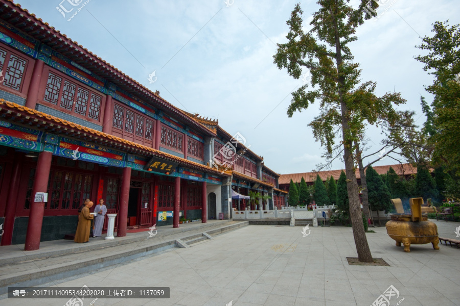 正定临济寺,三圣殿