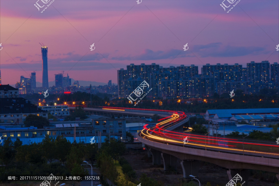 北京中国尊建筑夜景