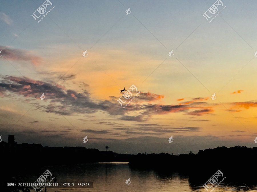 流溪河畔,广州流溪河,日出云彩