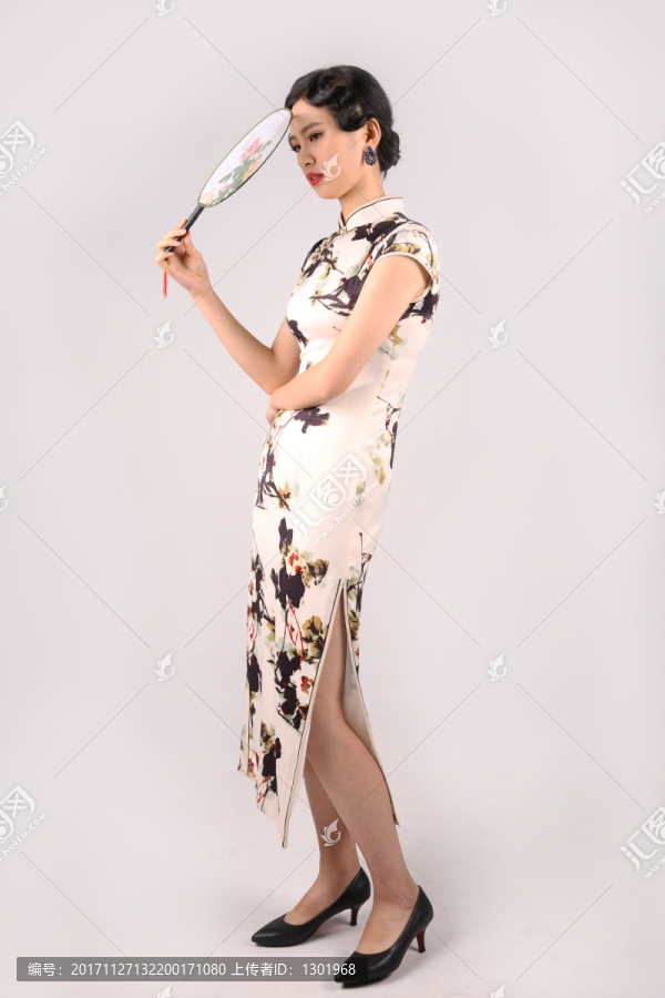 古典旗袍美女