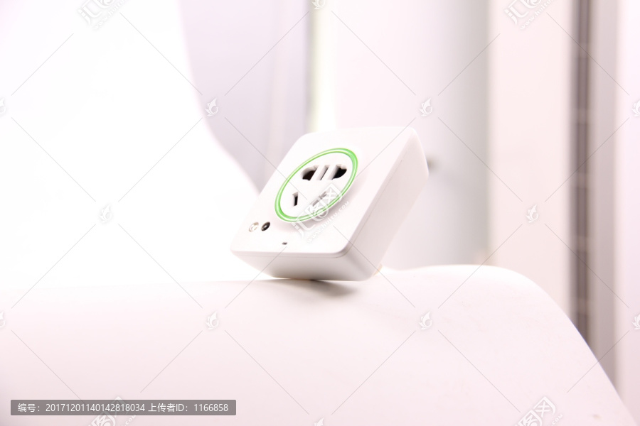 智能插座手機控制調(diào)節(jié)