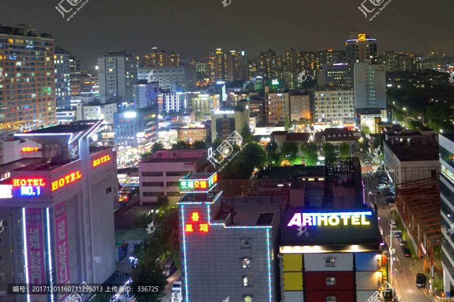 韩国都市夜景,酒店宾馆林立