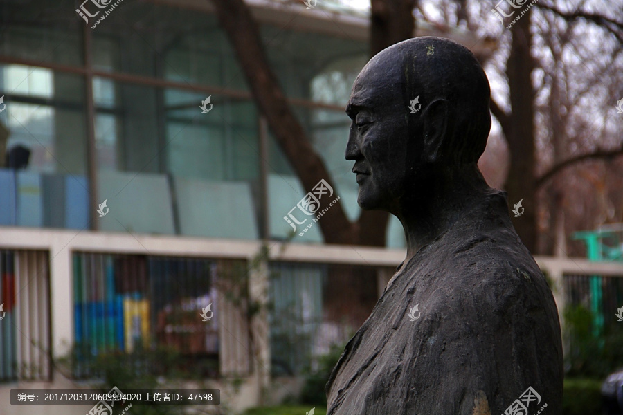 南京大学,校园雕塑