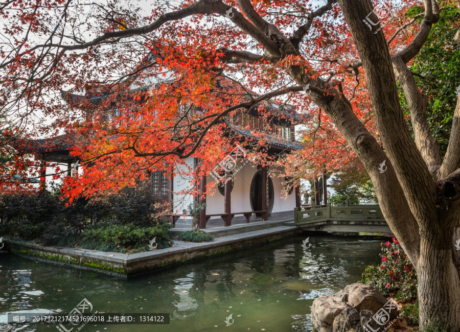 杭州西湖平湖秋月风景区