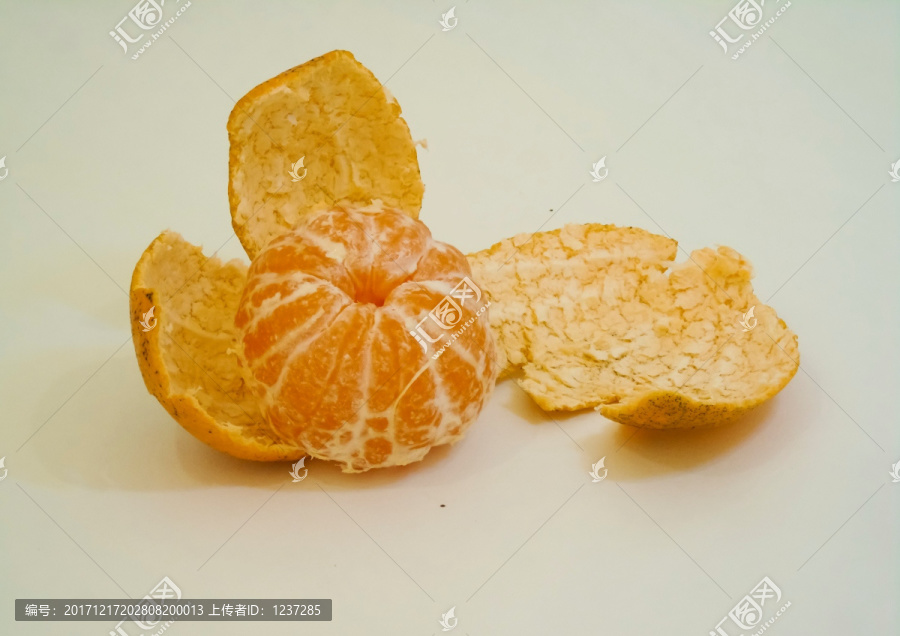 剥皮水果橘子桔子摄影图片