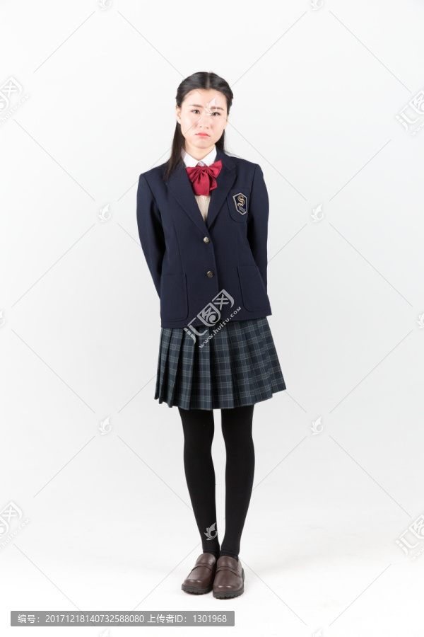 女生制服