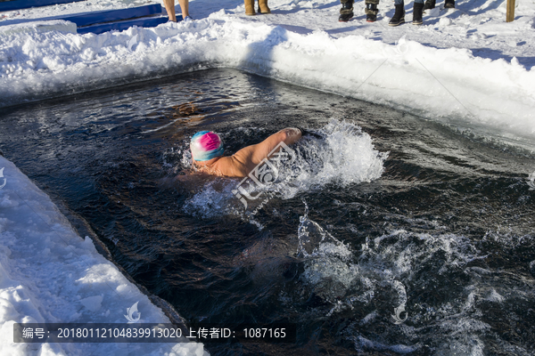 冬泳运动