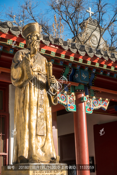 北京宣武门教堂,利玛窦像