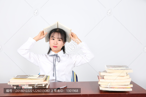 女學(xué)生裝