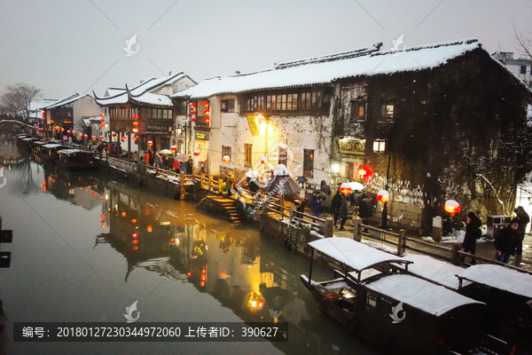 苏州古镇山塘街雪景