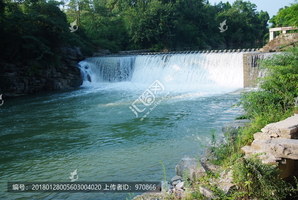 跳墩堤坝