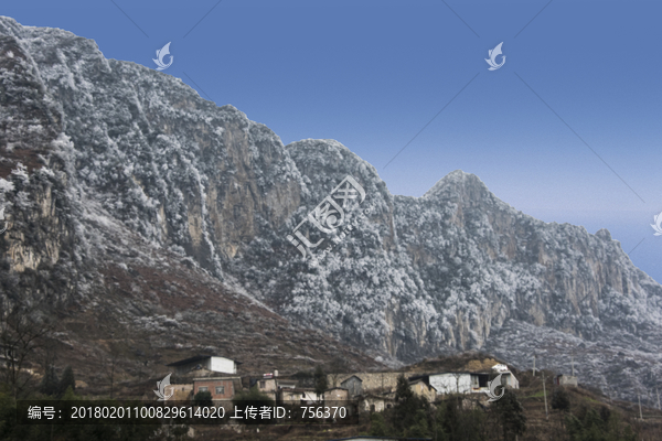 雪山