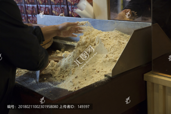 澳门杏仁饼制作