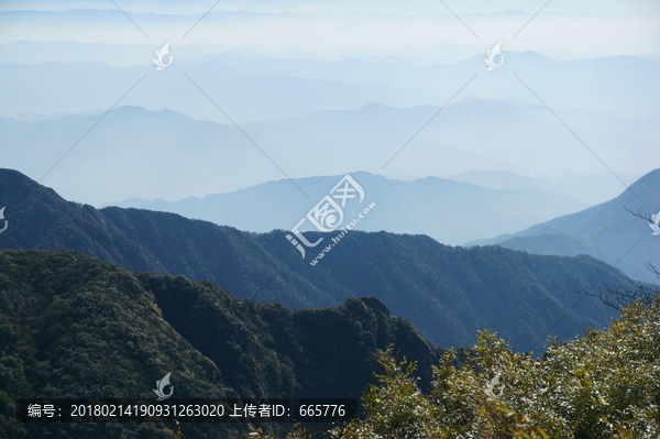 高山