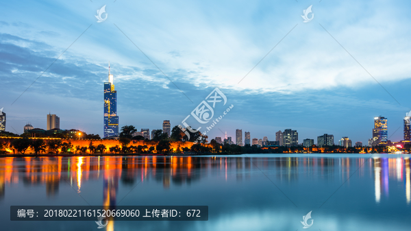 南京玄武湖夜景