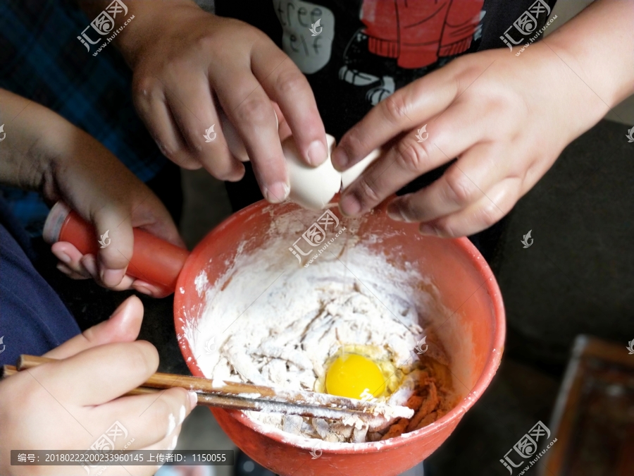 灰面鸡蛋炸河鱼鱼干