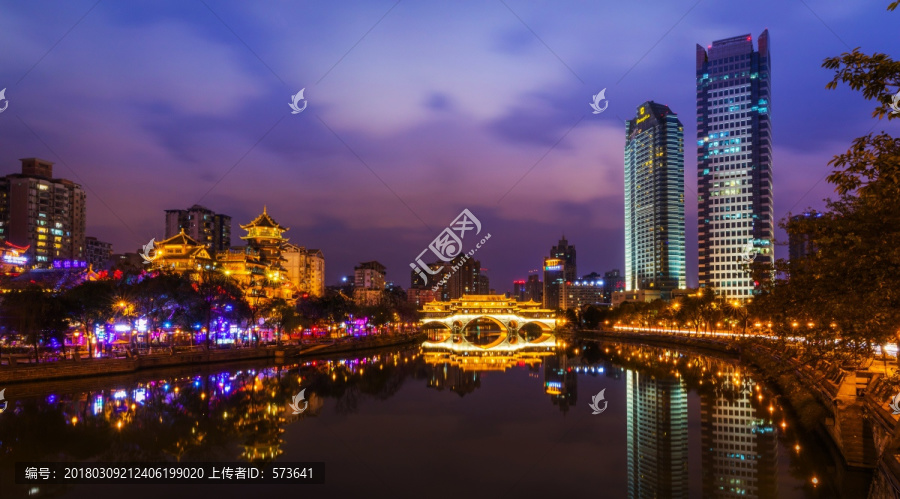 四川成都夜景