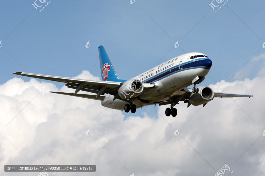 飛機降落,中國南方航空