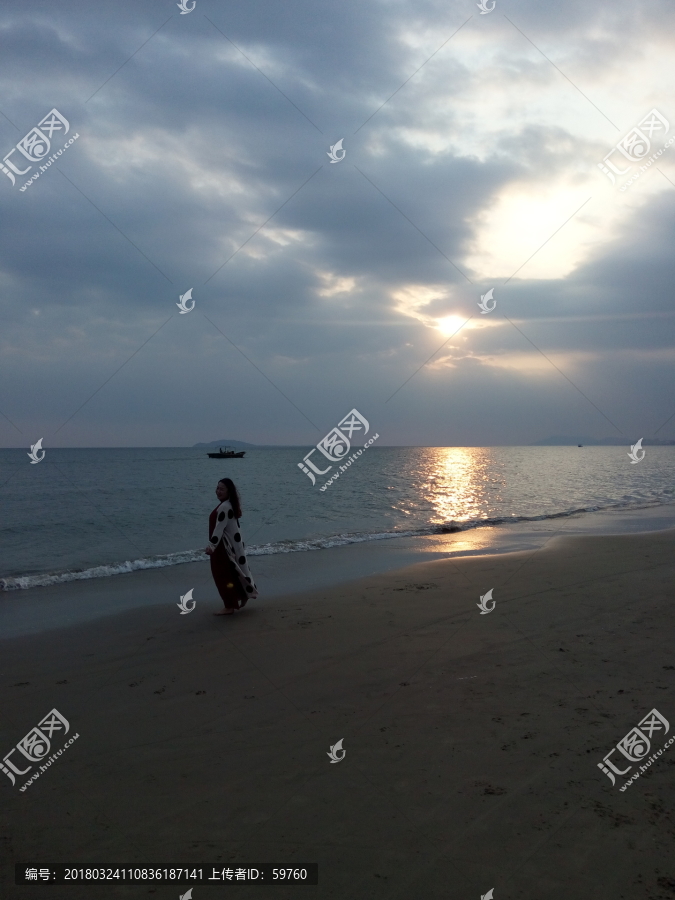 海边暮色夕阳,三亚湾海边风景