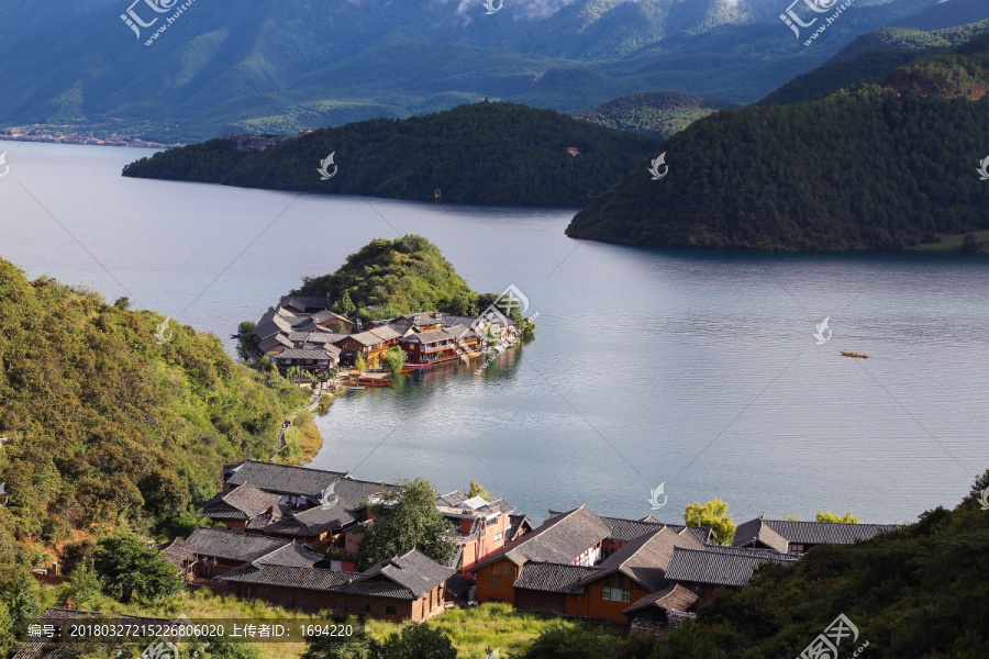 瀘沽湖風(fēng)光