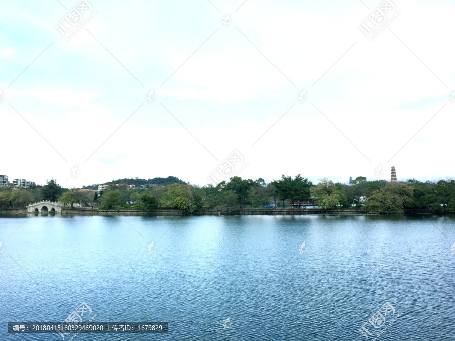 绿色山水城市