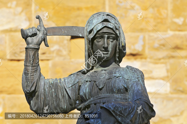 朱迪思和荷罗孚尼的雕像