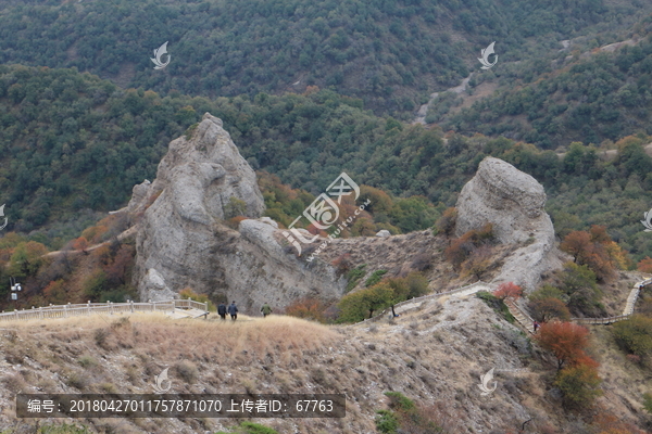 秋色山谷景色