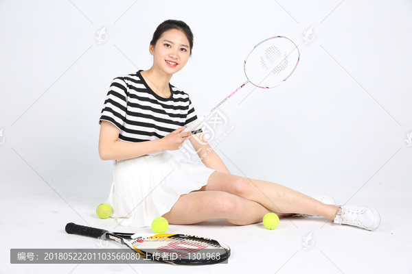 休闲运动网球女孩