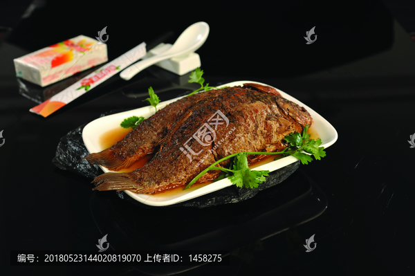 酥鯽魚