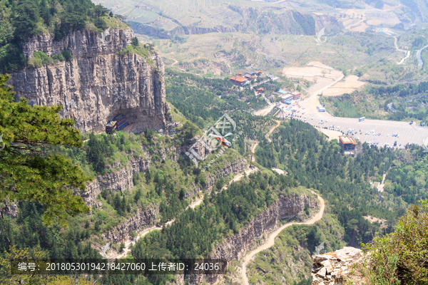 直升飞机航拍北岳恒山