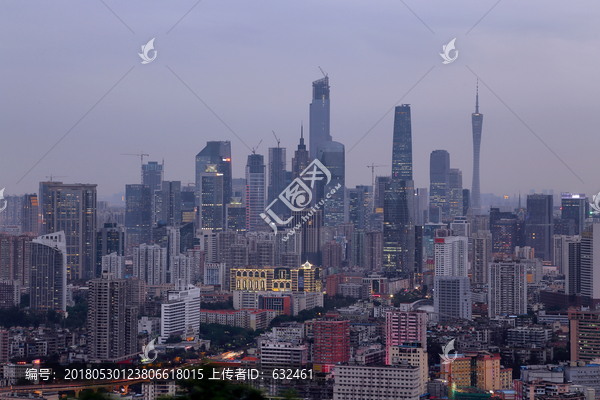 广州白云山俯瞰城市风光夜景