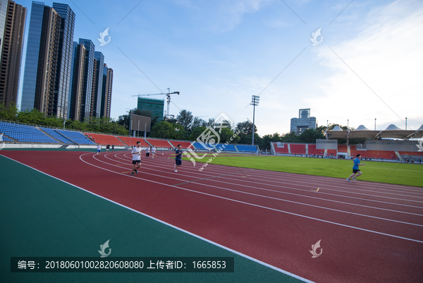 深圳大学足球场