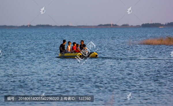 橡皮船,夏令营