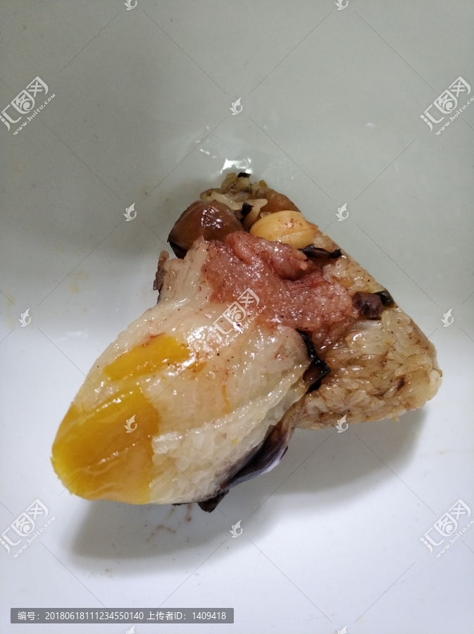 腐乳肉咸蛋黄粽