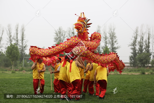 舞龙灯